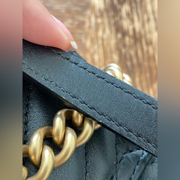 GUCCI Calfskin Matelasse GG Marmont Flap Backpack Black - Picture 9 of 11